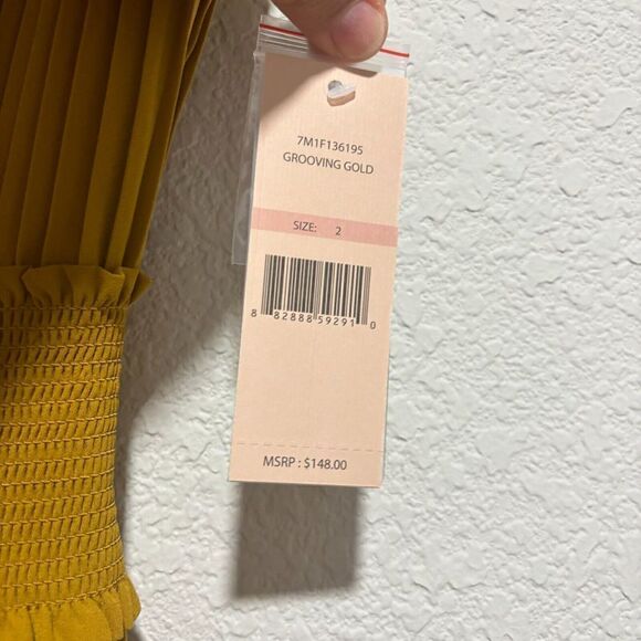 NWT Nanette Lepore Womens High Neck Pleated Smocked A-Line Dress Yellow 2 - Picture 10 of 13